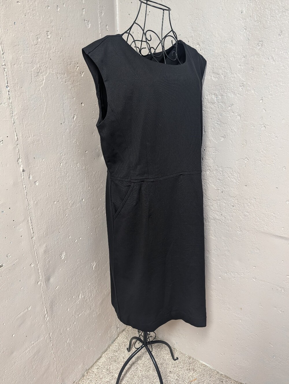 Talbots Black Ponte Sheath Dress Pockets Size 14 Work Office Career